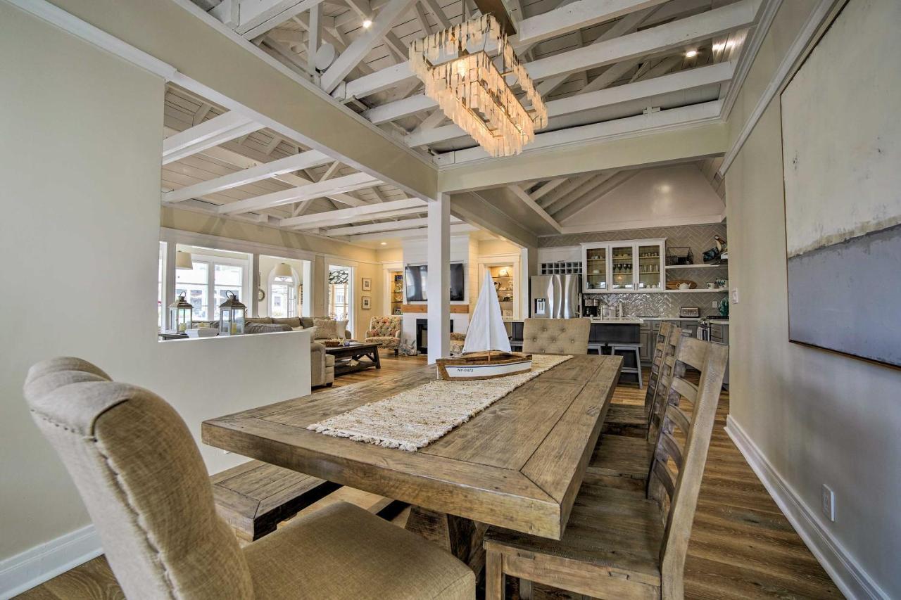 Charming Renovated Avalon Townhome, Walk To Beach! Bagian luar foto