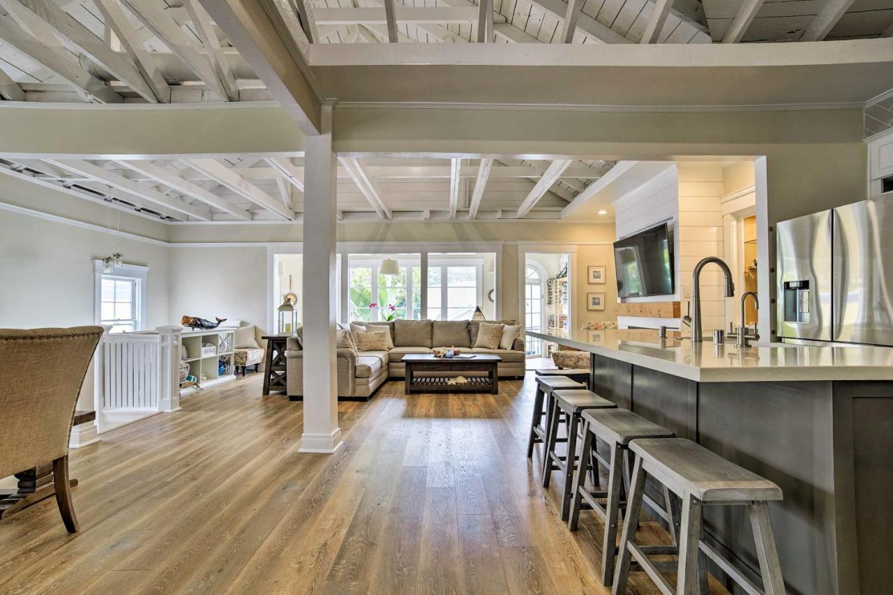 Charming Renovated Avalon Townhome, Walk To Beach! Bagian luar foto
