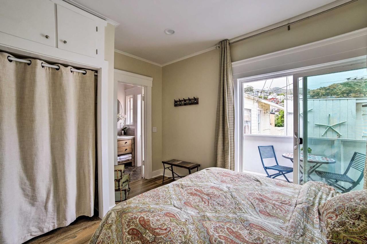Charming Renovated Avalon Townhome, Walk To Beach! Bagian luar foto
